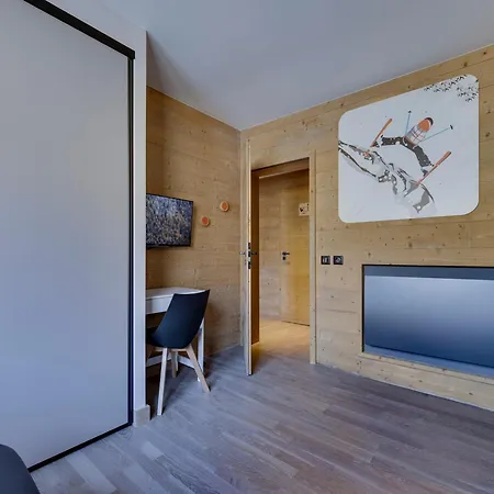 Moderne 7 Pers. Avec Babyfoot, Buanderie Et Vue Sur Le - Fr-1-641-2 * Tignes